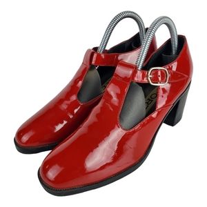 Classic Red Patent Leather Report Block Heeled Maryjane size 8M